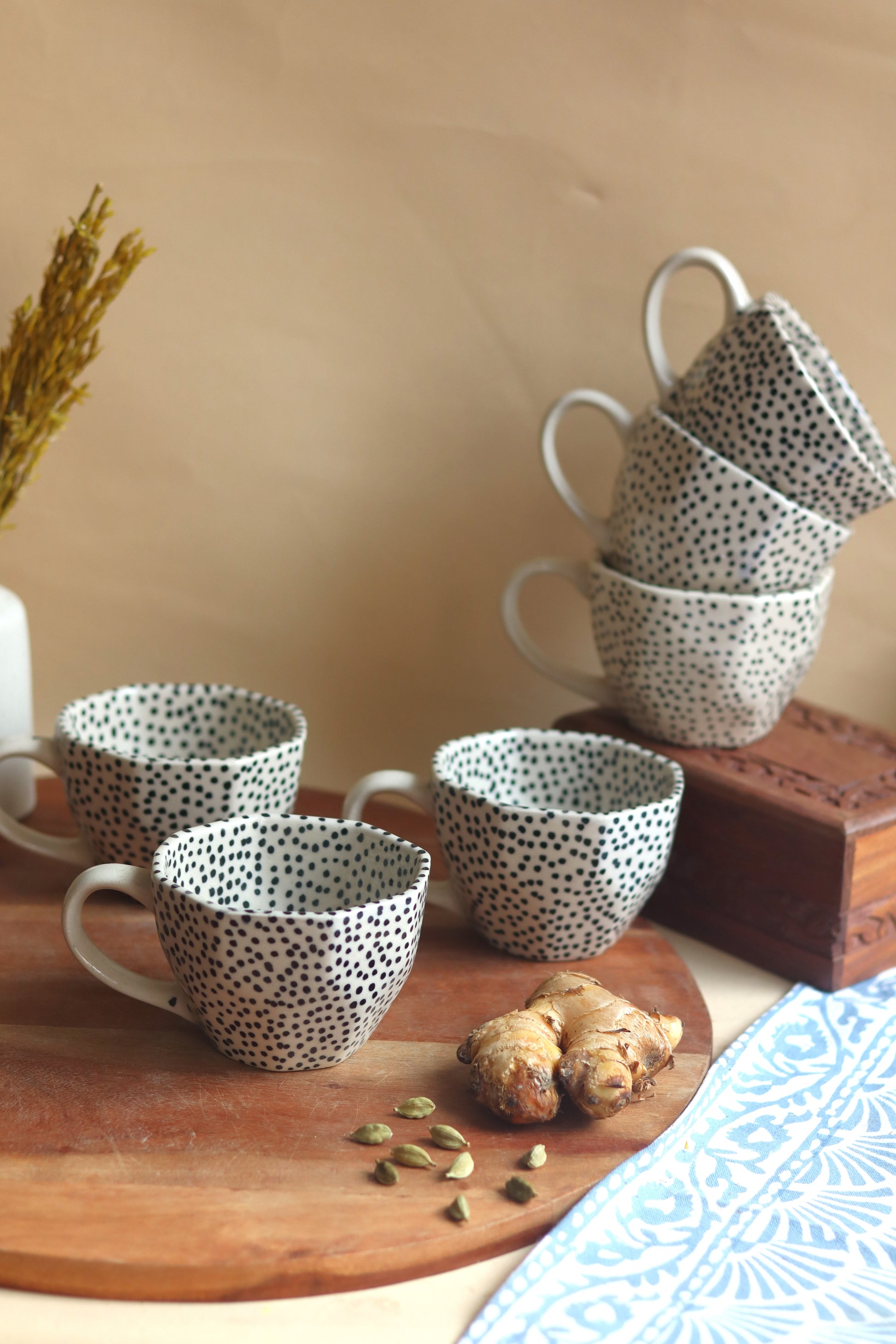 Black Polka Mug - Set of 6