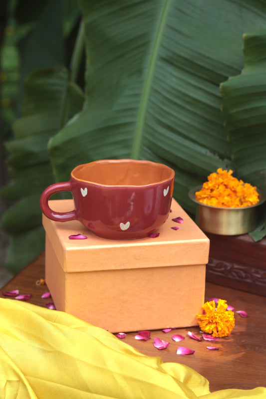 Cupid mug in a gift box