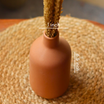 Caramel vase height and breadth