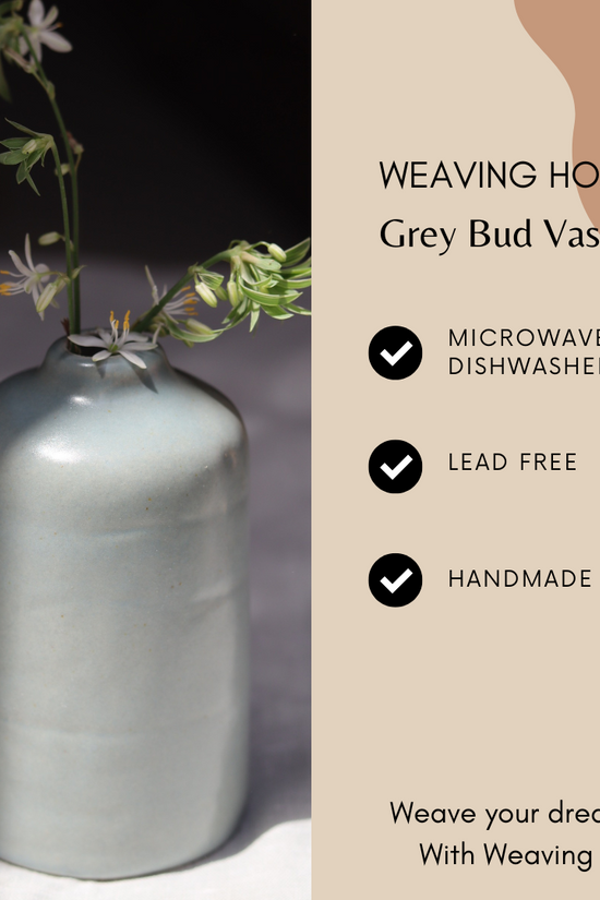 Bud vase significations