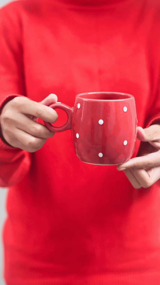 Christmas Cuddle Mug- Red Polka