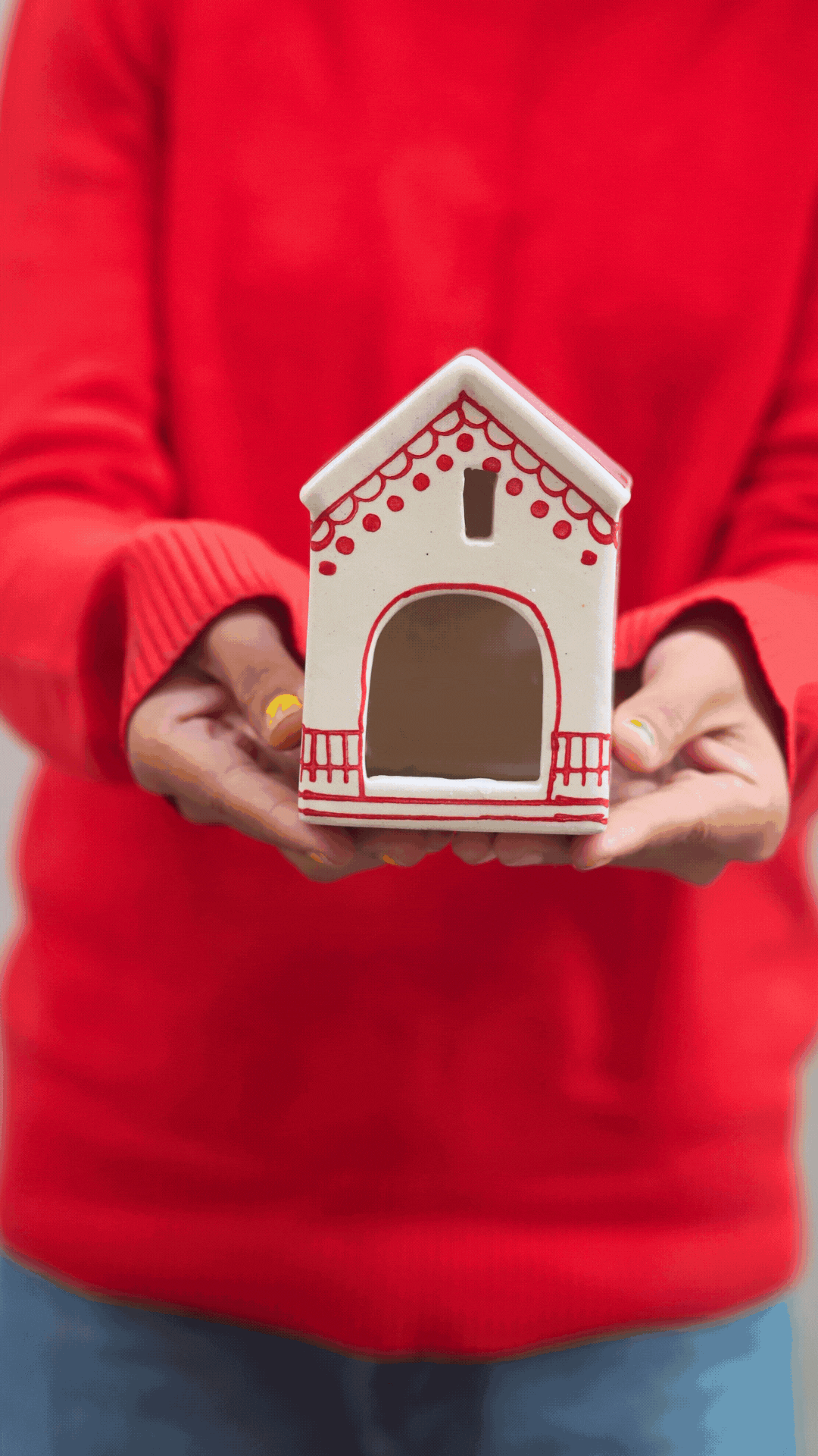 Christmas Hut Tea light Diffuser