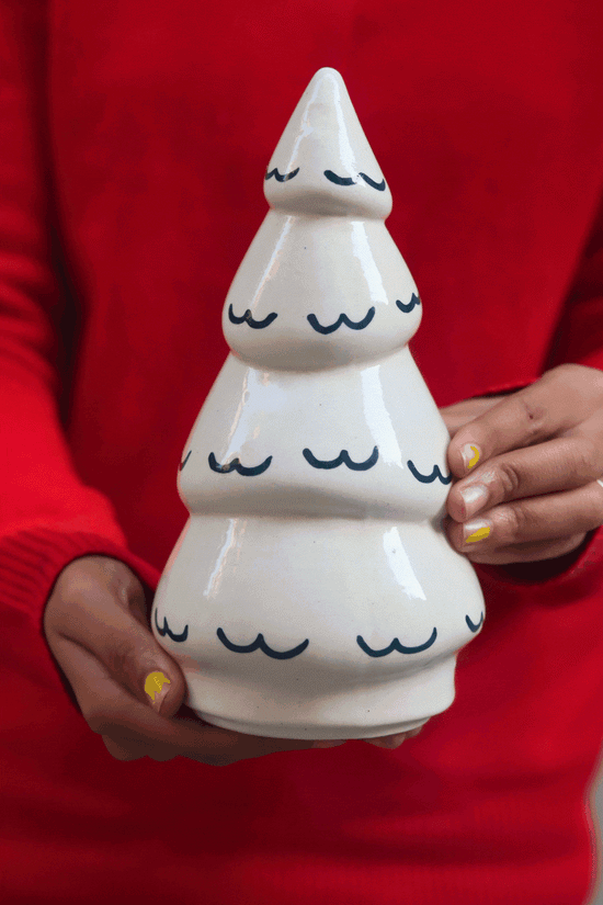 Snow White Christmas tree