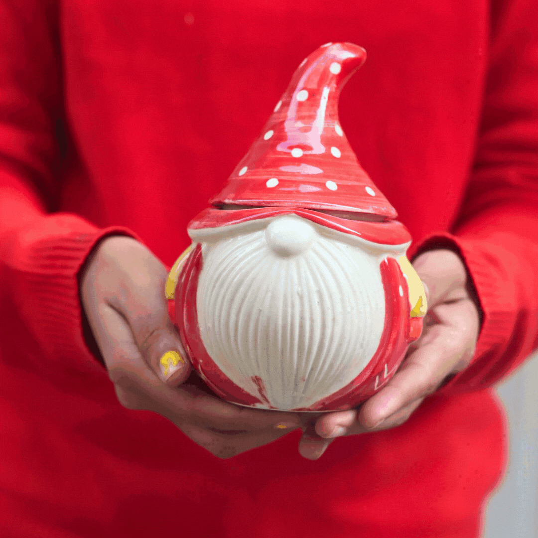  lead fee The cutest Santa Jar 