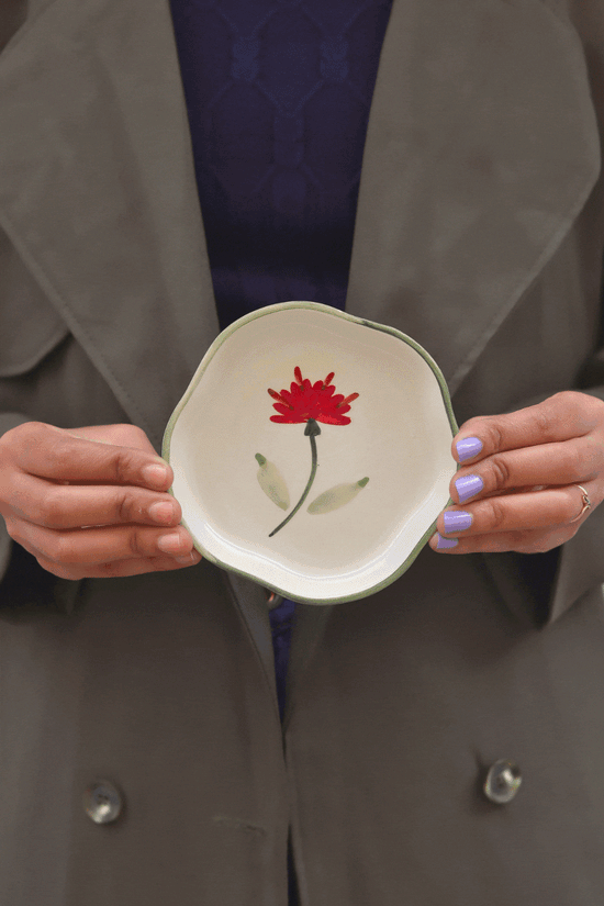 Daisy Handmade Dessert Plate