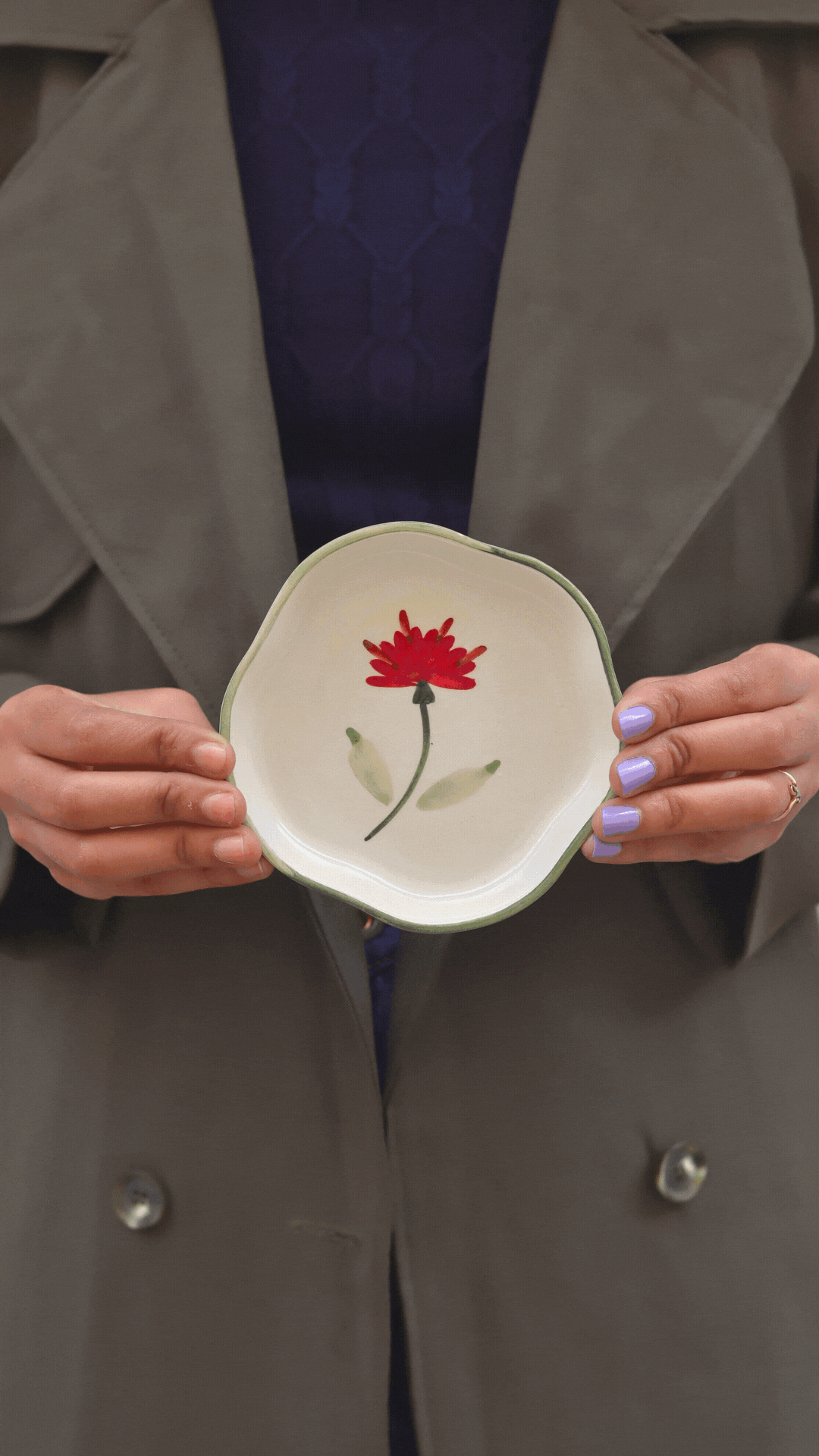 Daisy Handmade Dessert Plate
