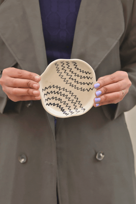 Zig Zag Semi Circle Dessert Plate