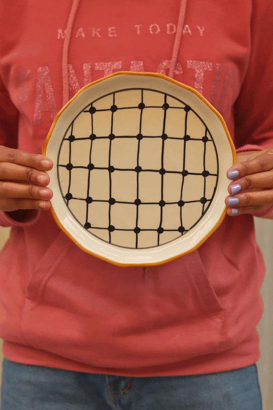 Criss Cross Snack Plate