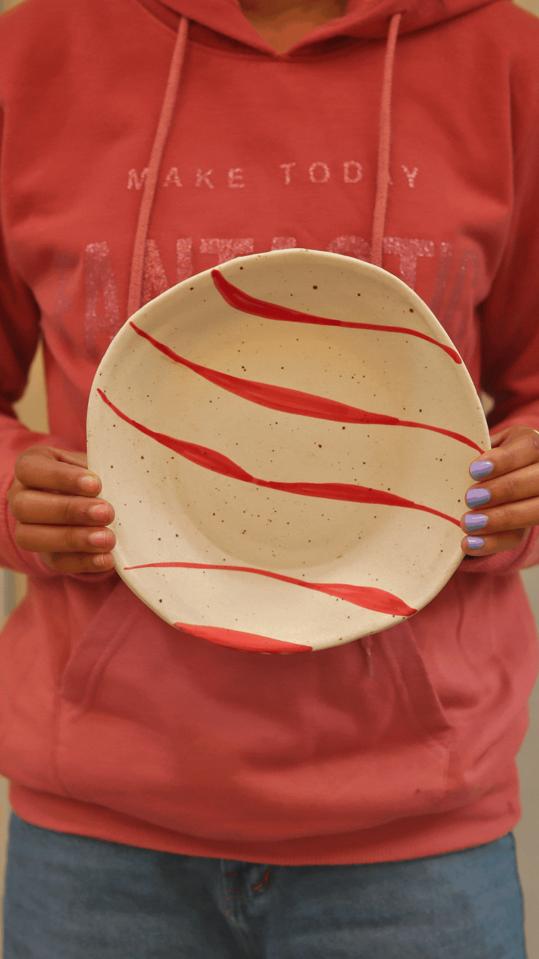 Red Abstract Line Plate