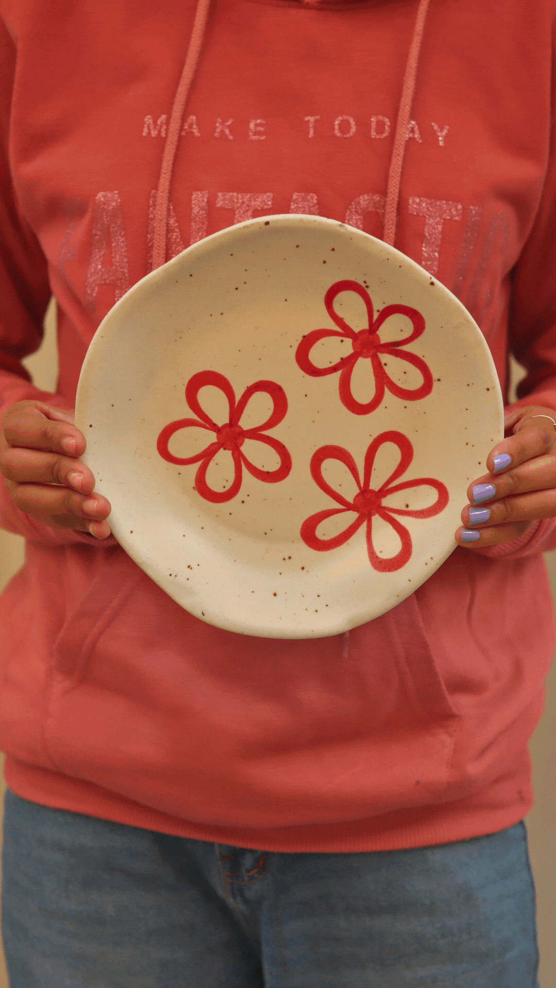 Red Bloom Plate