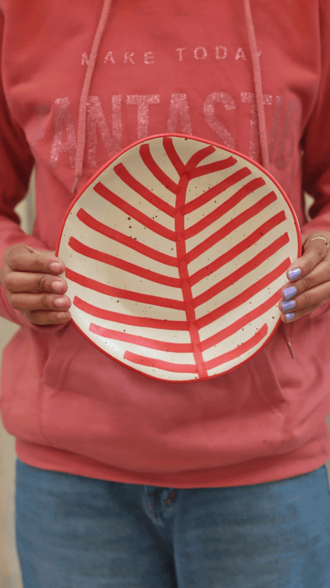 Red Leaf Plate