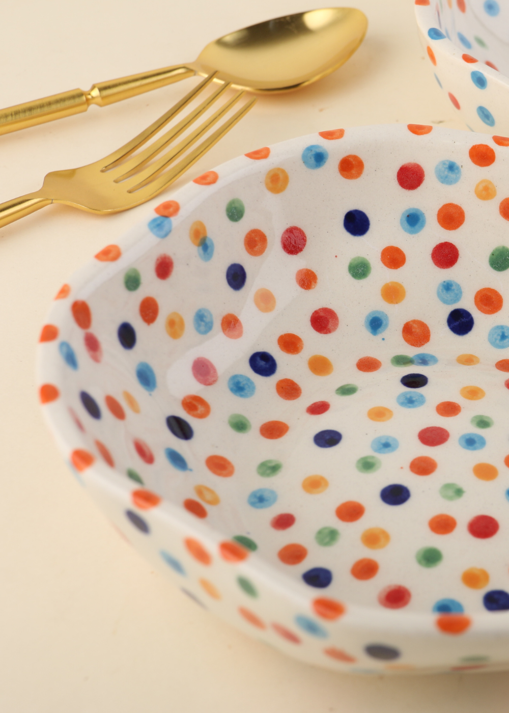 Handmade polka bowl with cutlery