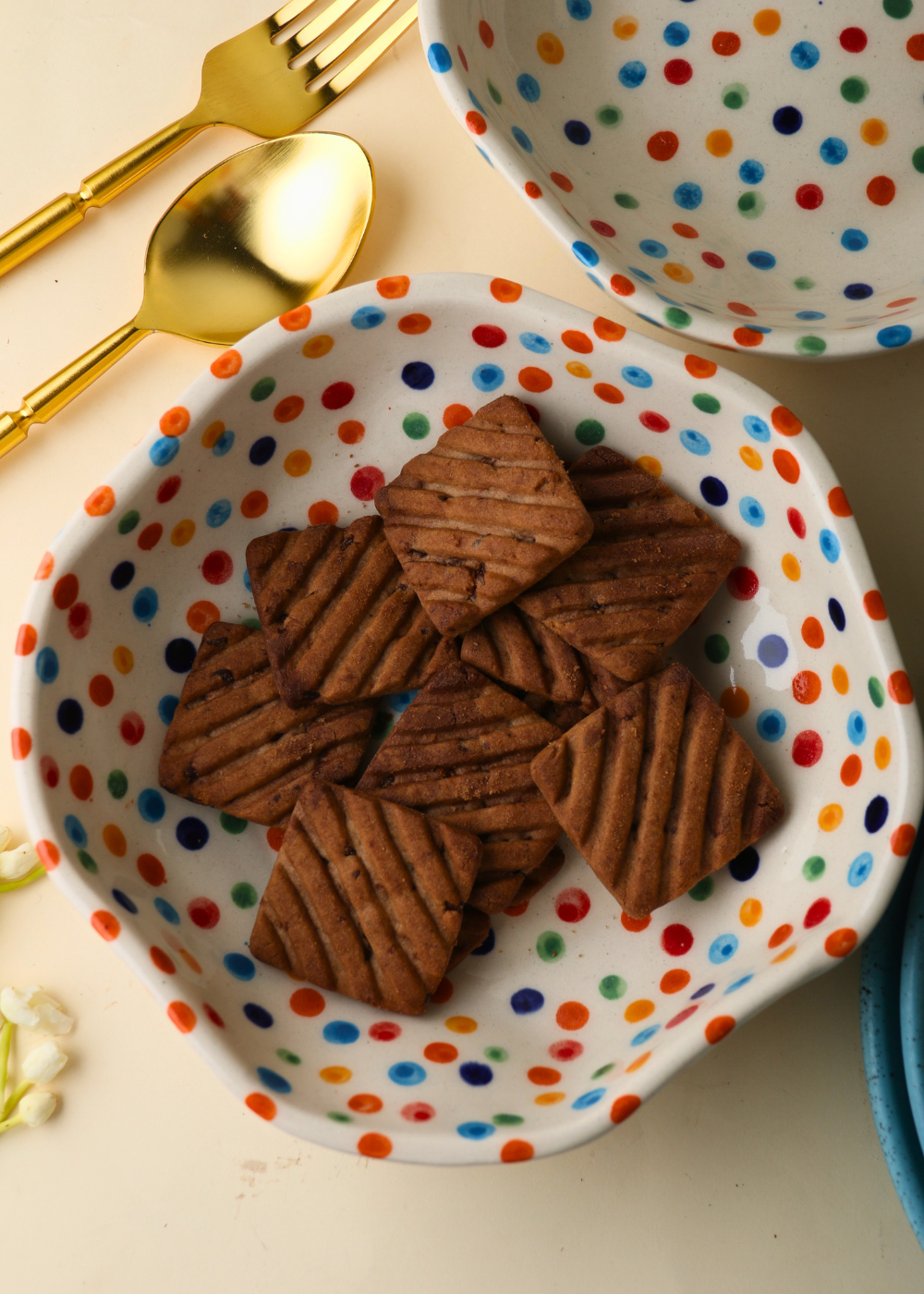 Colourful polka bowl with cookies