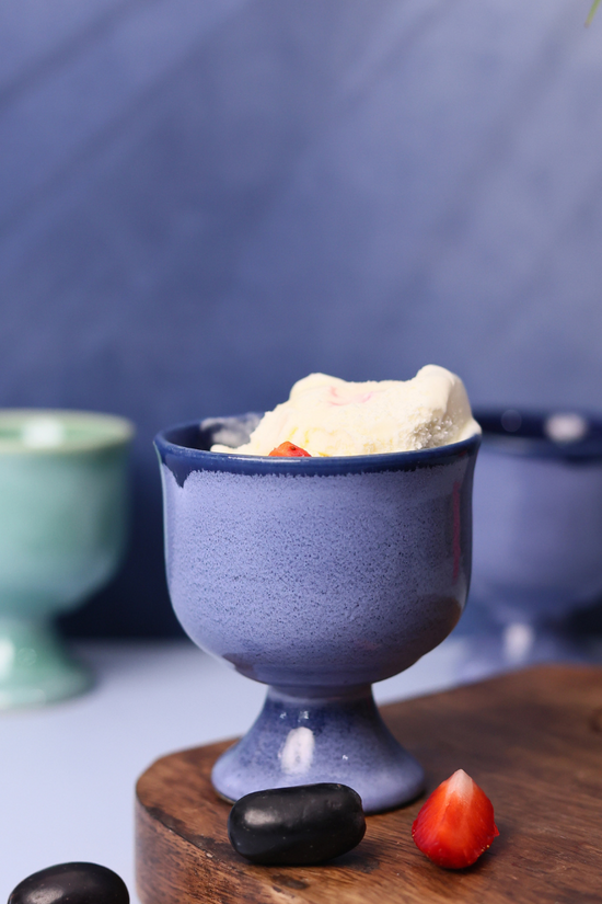 Blue icecream goblet with icecream