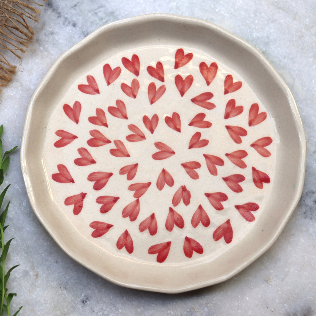 All red heart plate