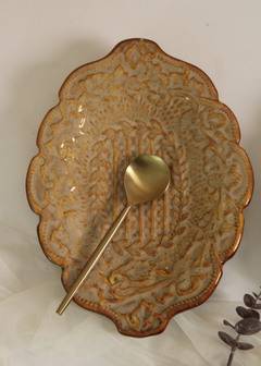 Textured Cream Platter With Spoon