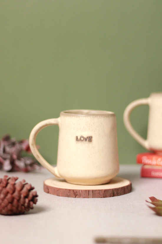 Ceramic coffee mug 