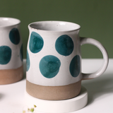 Green polka coffee mug 