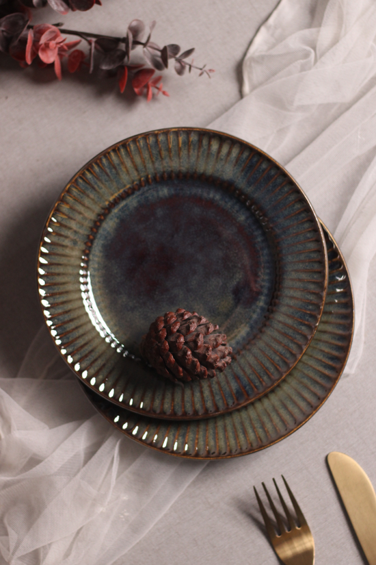 Olive spiky snack plates 