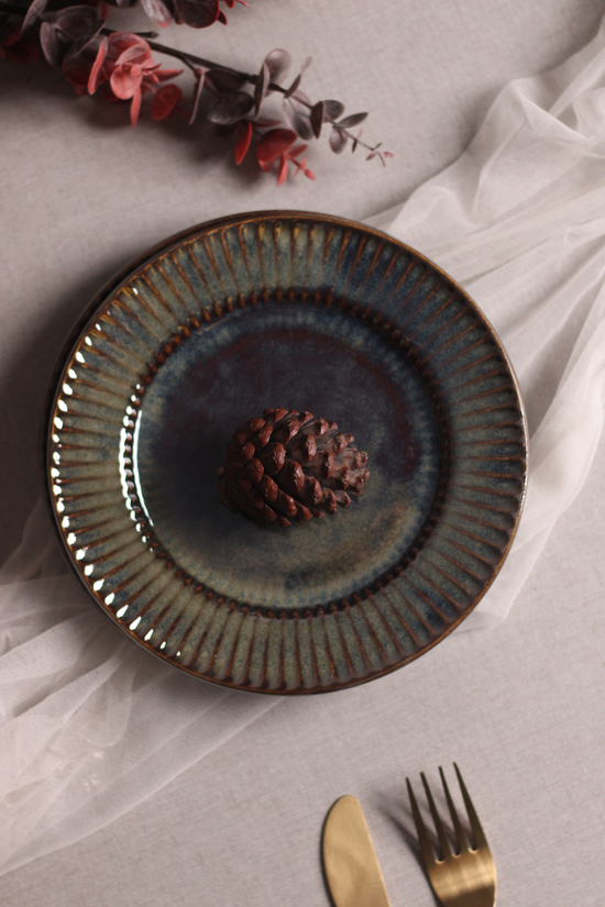 Handmade dinner plate 