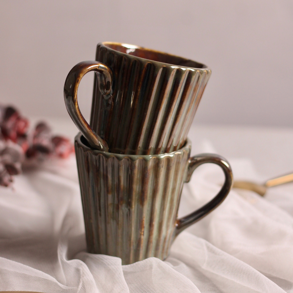 Lined olive coffee mugs 