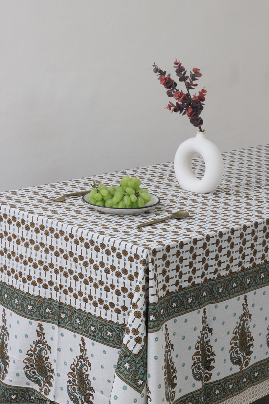 Green & brown table cloth