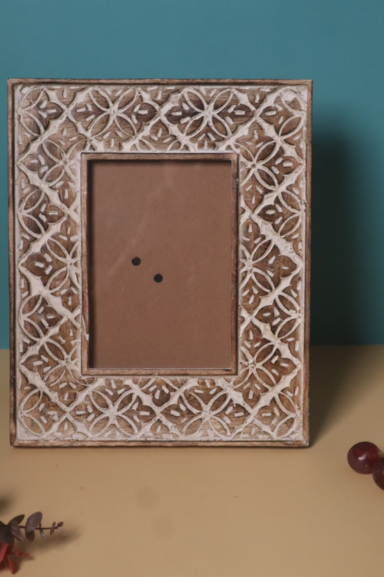 Wooden photo frame floral design 