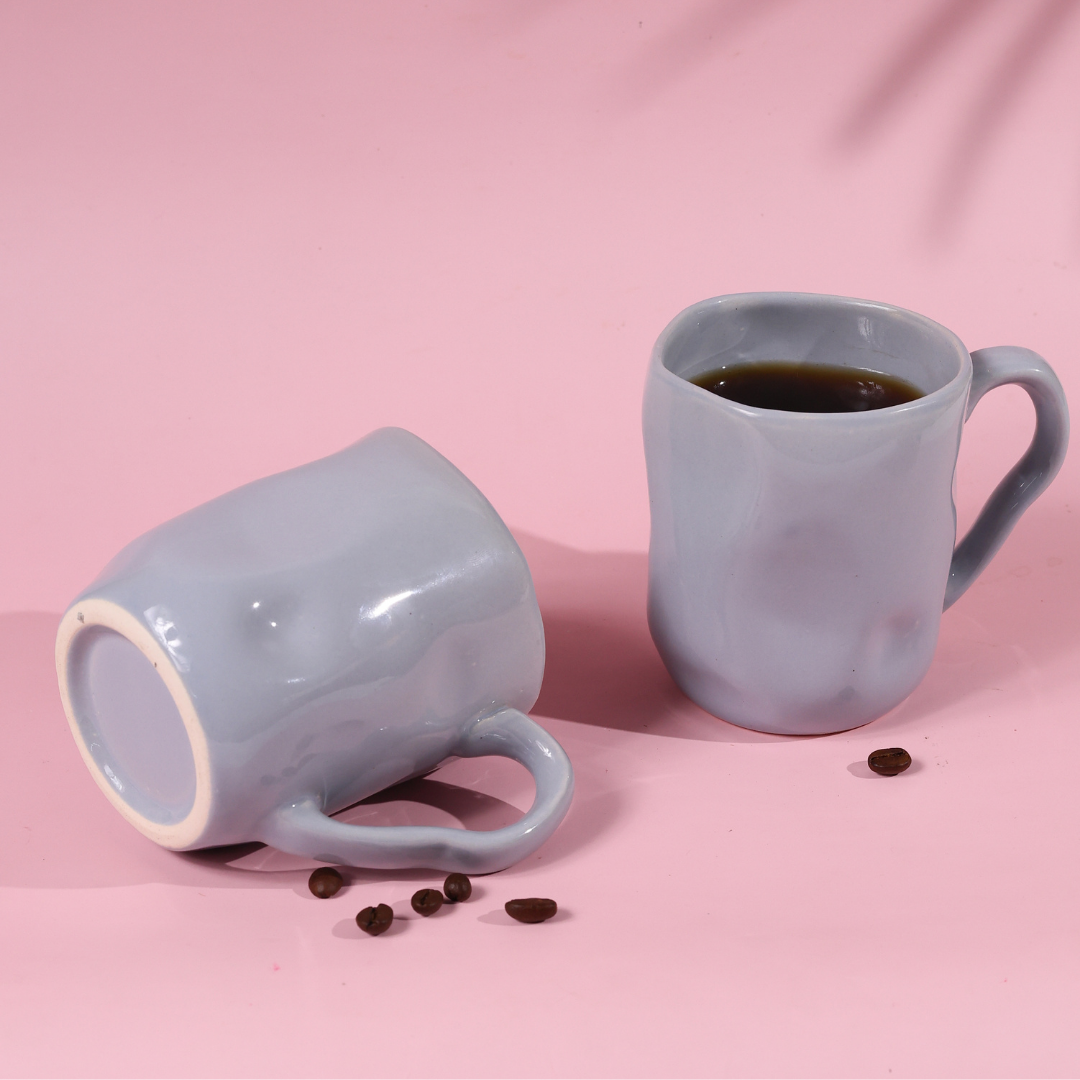 Ceramic wavy coffee mugs 