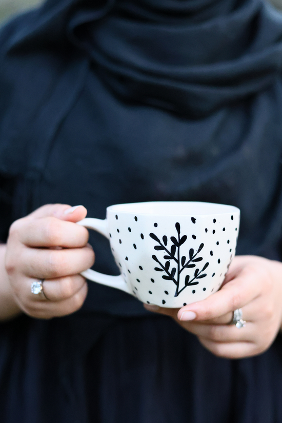 Black Fall Leaf Mug