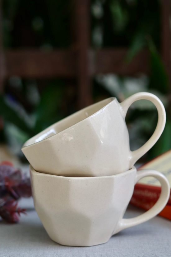 Ceramic coffee mugs white 