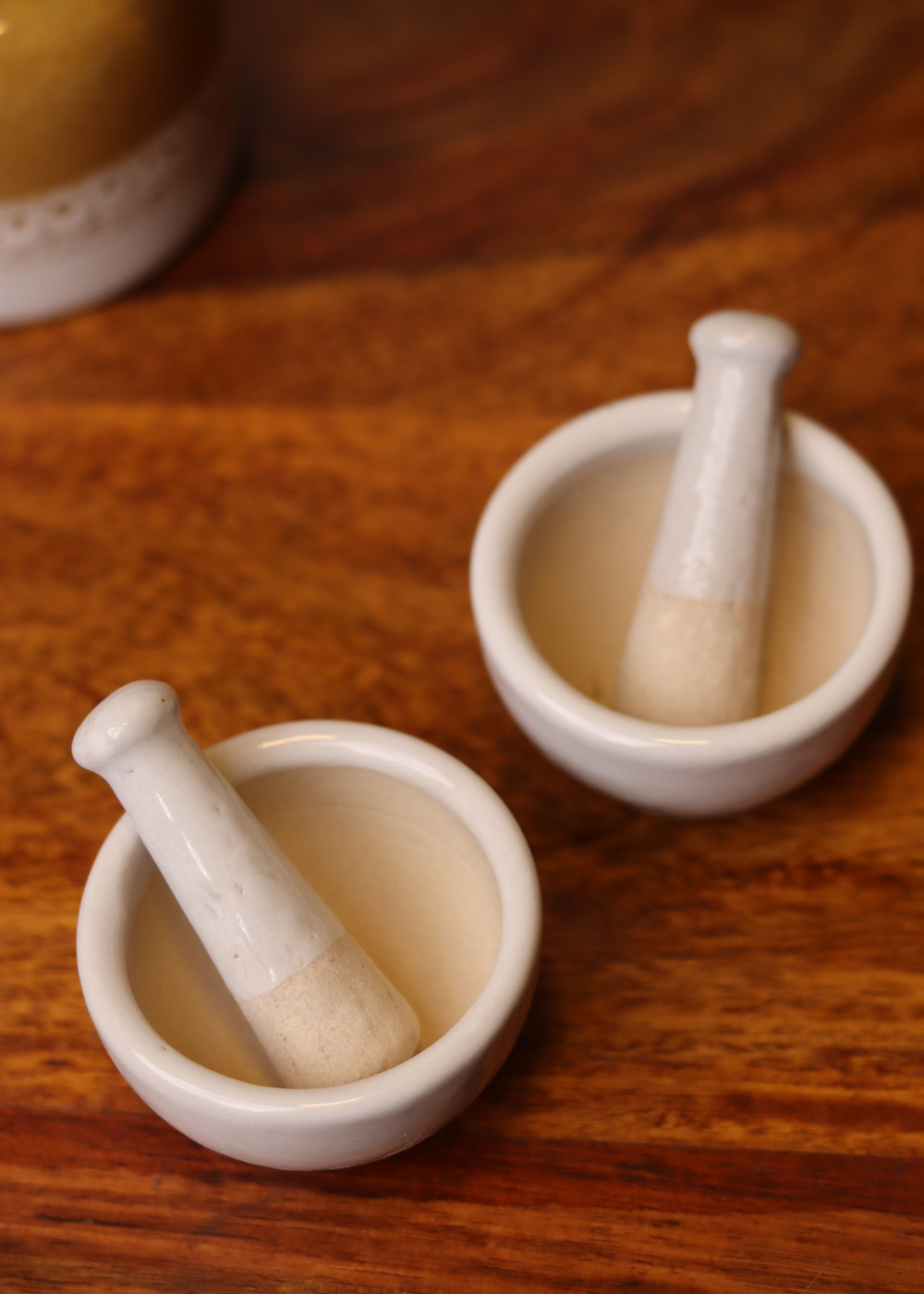 Lil Mortar and pestle