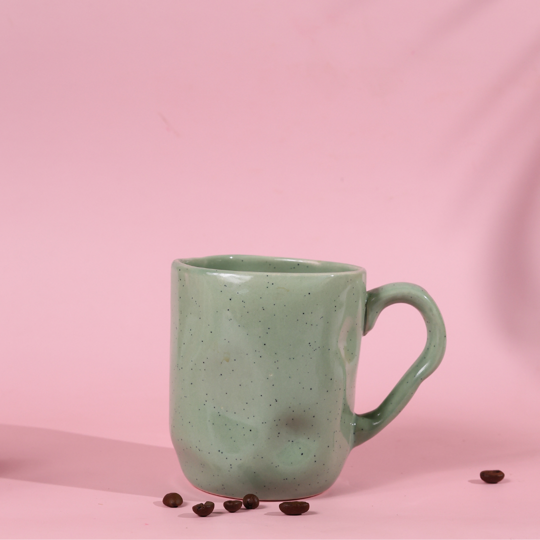 Green wavy coffee mug