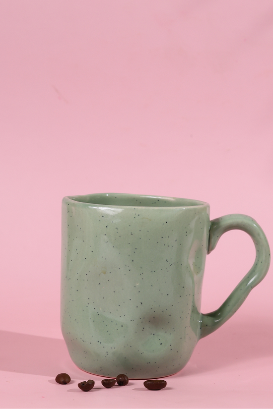 Green wavy coffee mug
