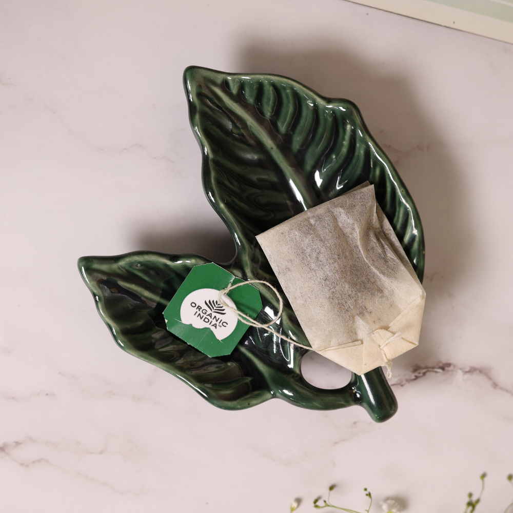 Leaf designed tea bag holder