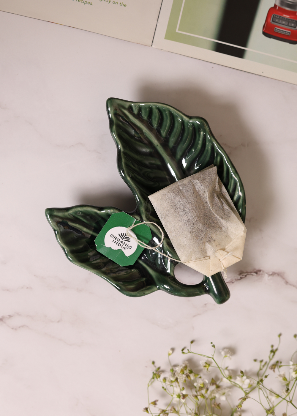 Leaf designed tea bag holder