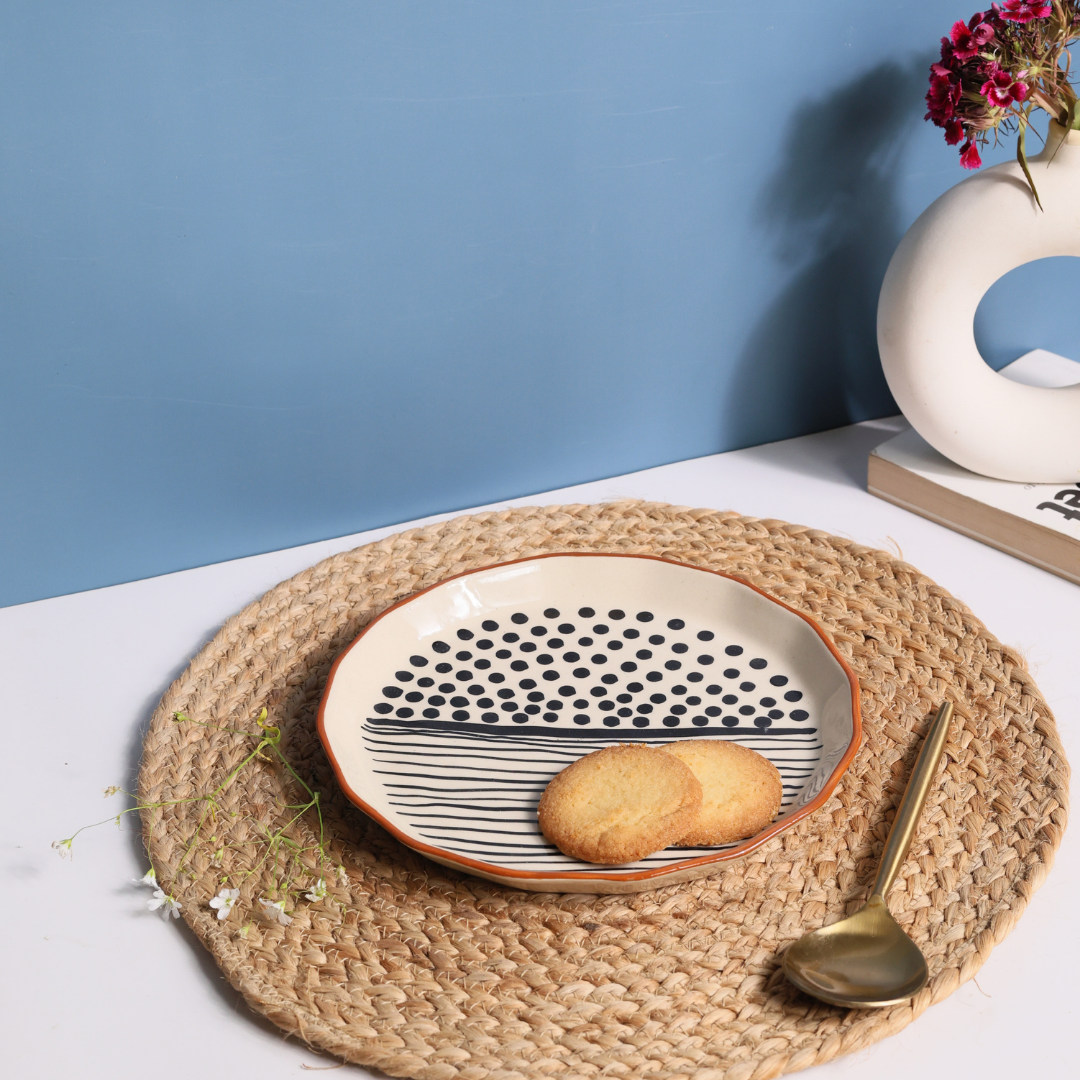 Dots & Lines Plate