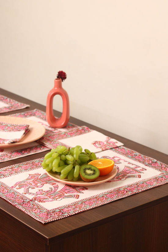 Block printed table mat & napkin