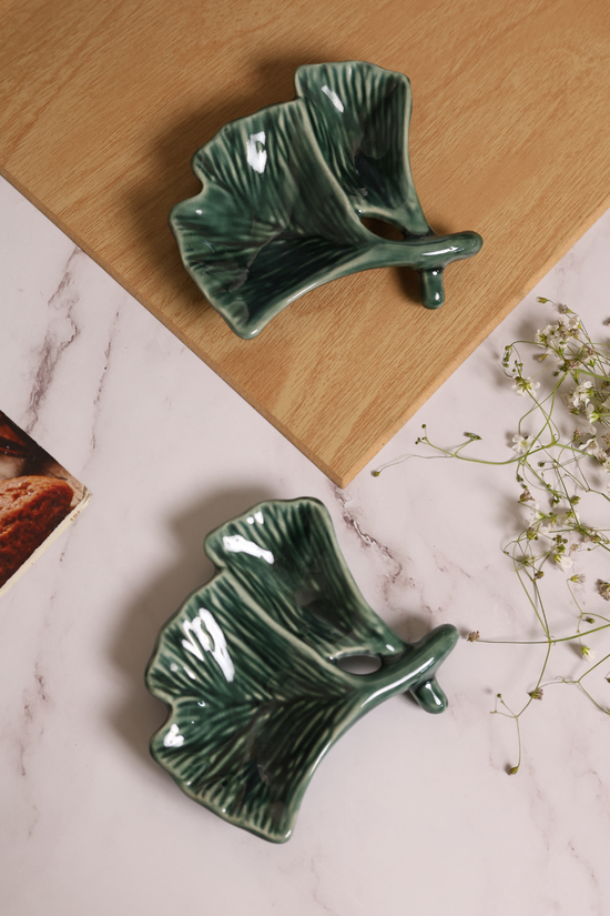 Feather design tea bag holder 