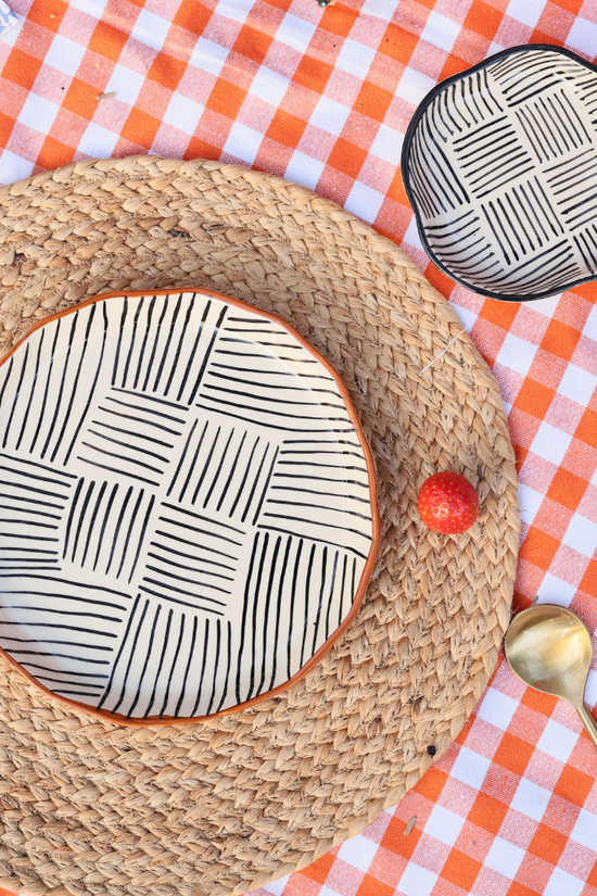 Handmade ceramic all lines plate 