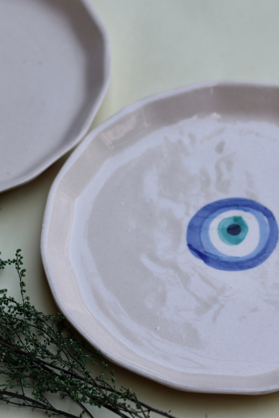 Ceramic plates 