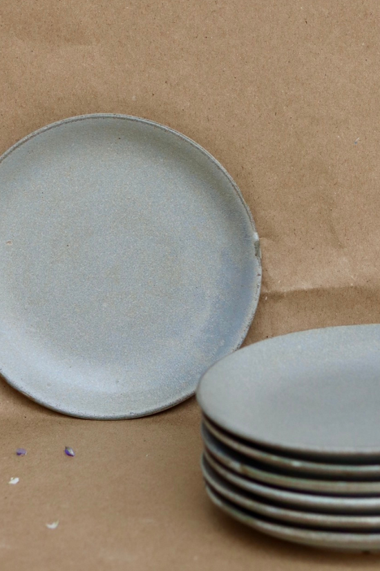 Earthy quarter plates ceramic