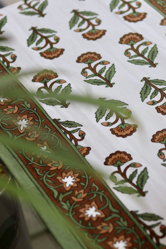 Cotton table mat & napkin