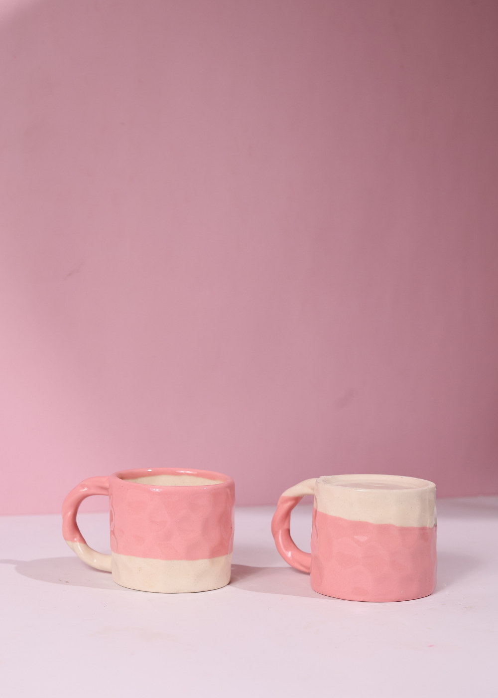 Pink coffee mugs 