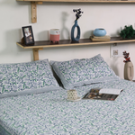 Green paisley bedsheet
