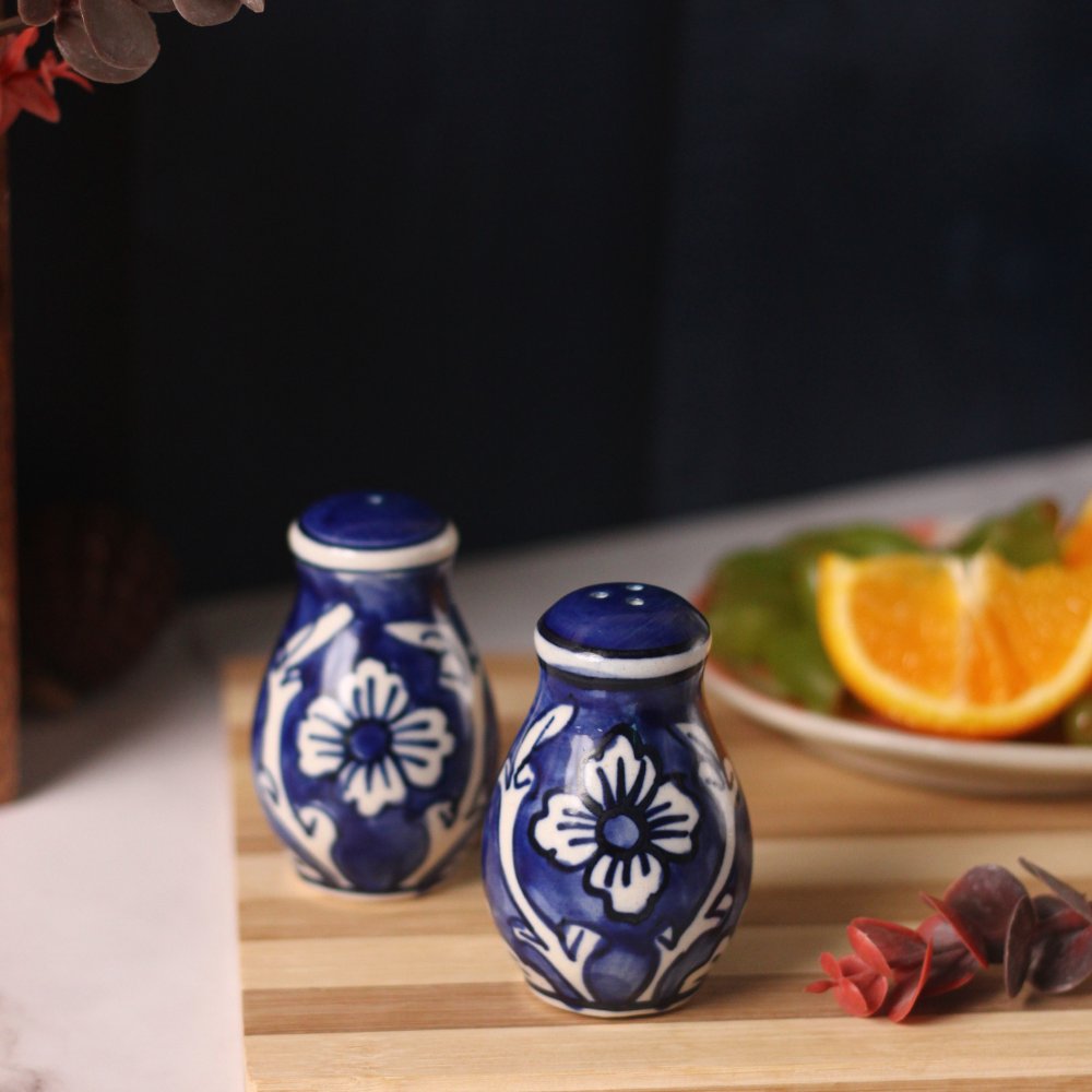 Blue mughal salt & pepper shakers with fruits