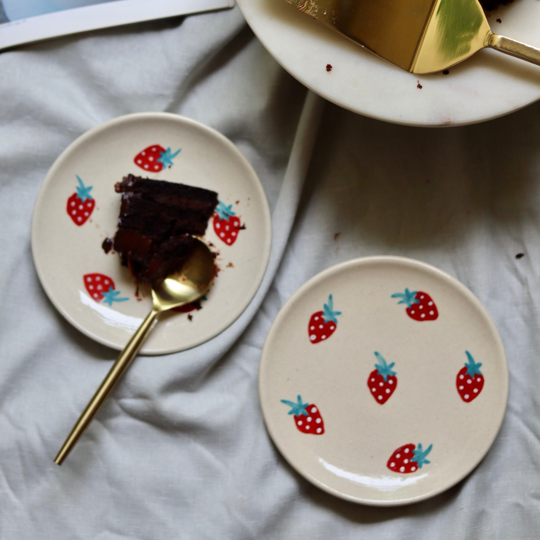 Handmade ceramic dessert plates with dessert 