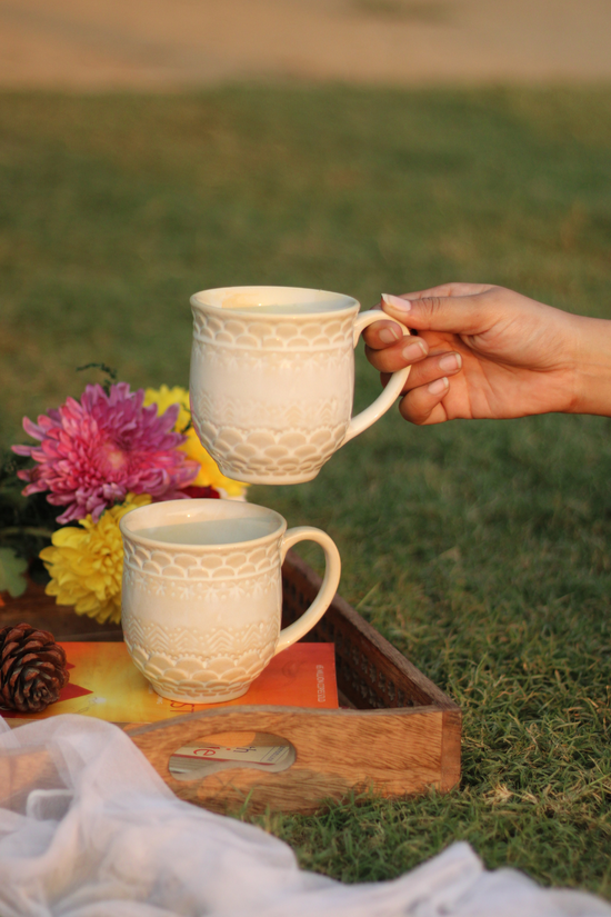 Ceramic coffee mugs 