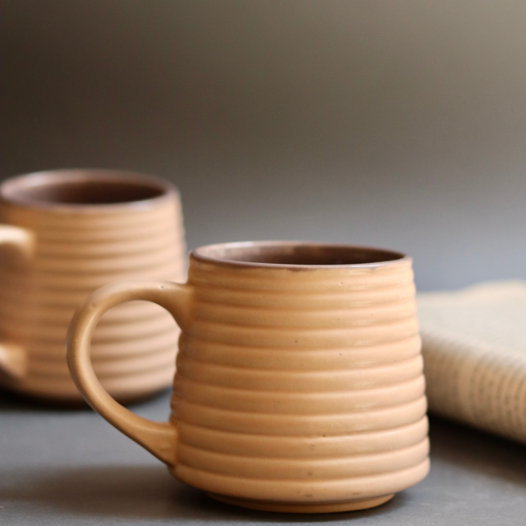 Ceramic coffee mugs 