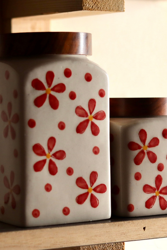 Two red flower jars 
