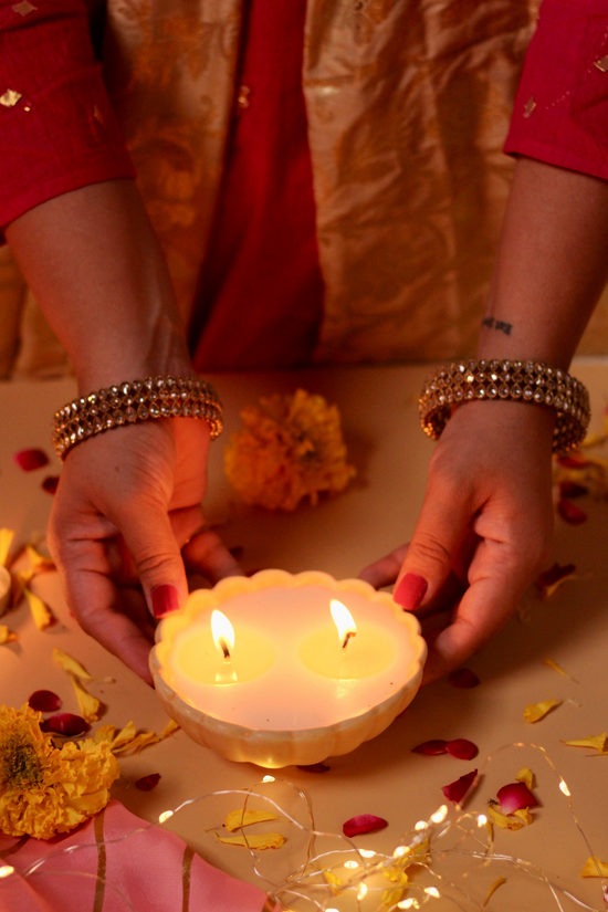 Yellow Floral Candle - Marigold In Hand 